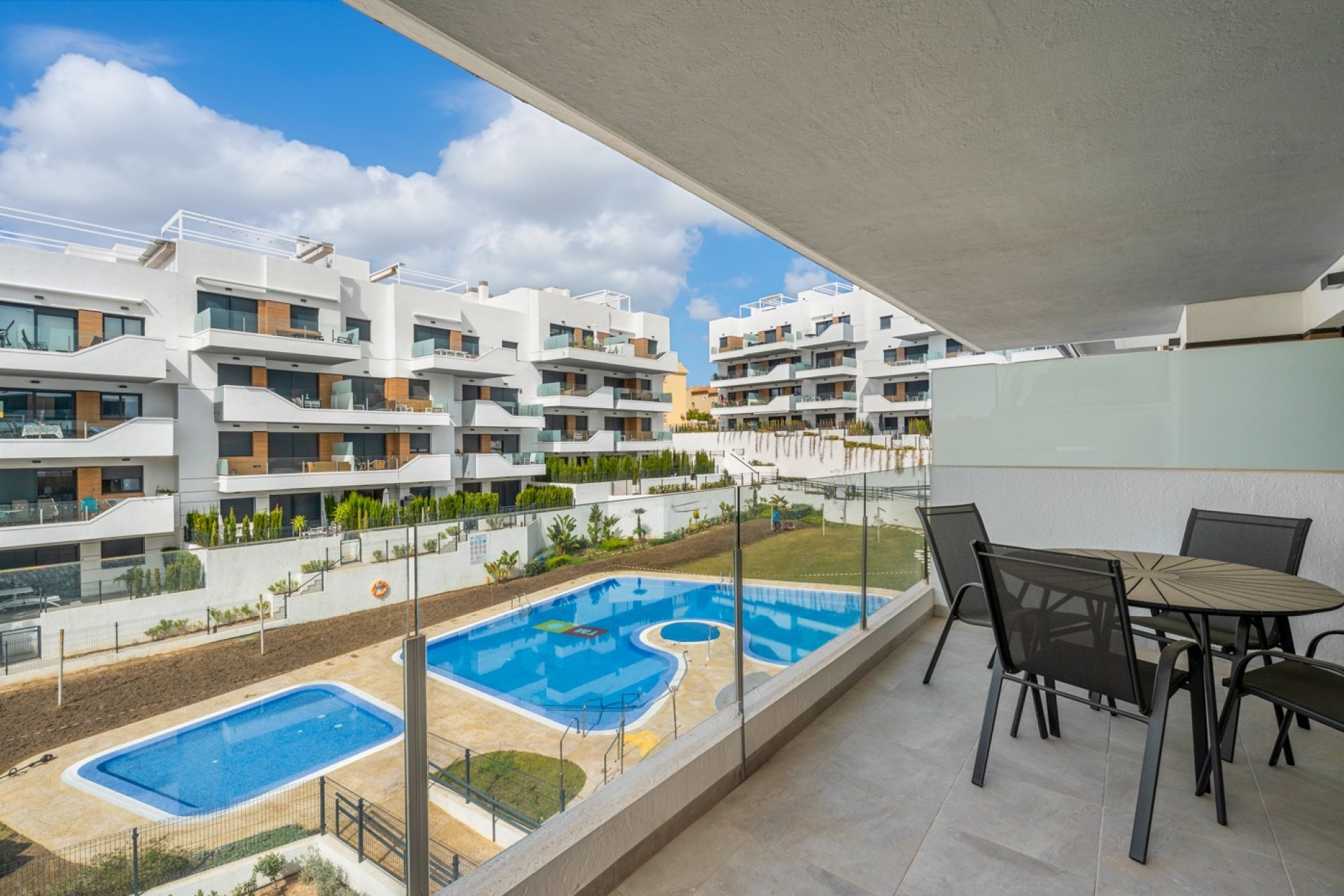 Resale - Apartment -
Orihuela Costa - Los Dolses