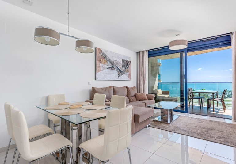 Resale - Apartment -
Orihuela Costa - Punta Prima