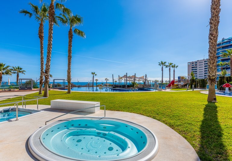 Resale - Apartment -
Orihuela Costa - Punta Prima