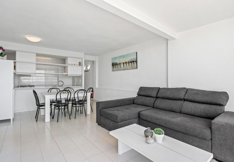 Resale - Apartment -
Santa Pola