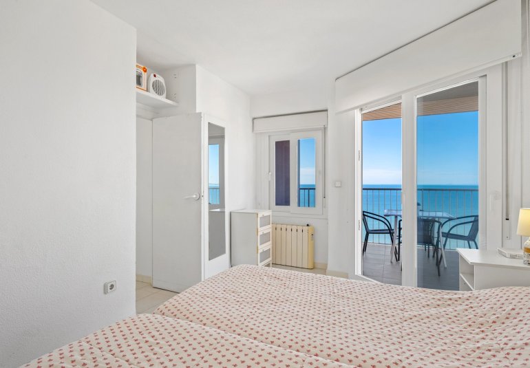 Resale - Apartment -
Santa Pola
