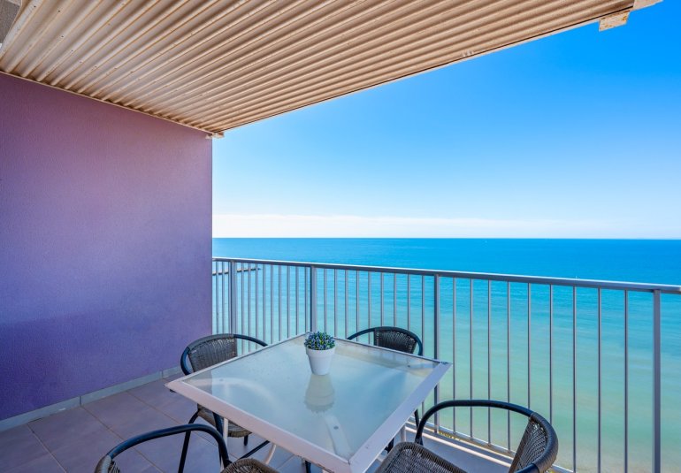 Resale - Apartment -
Santa Pola