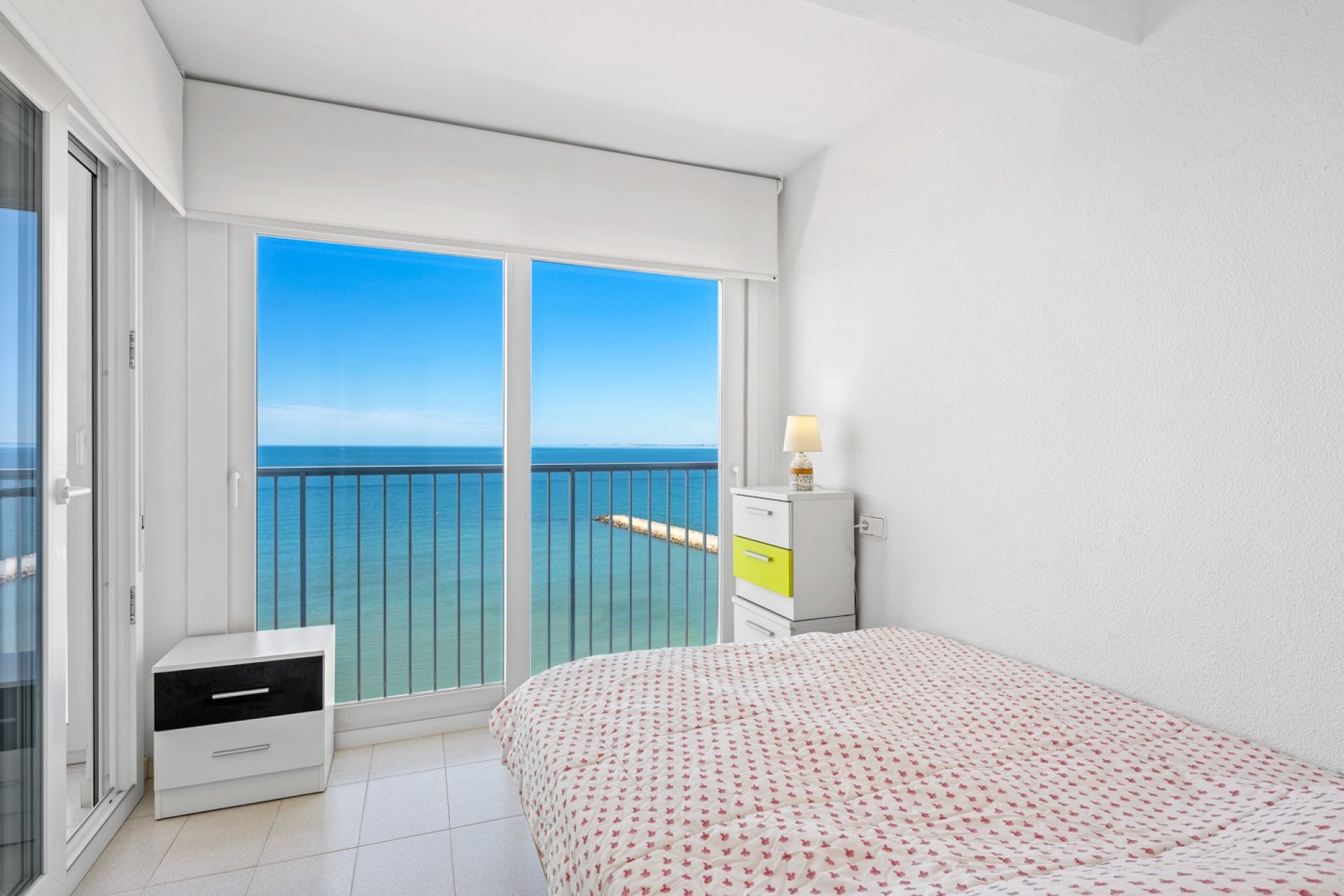 Resale - Apartment -
Santa Pola