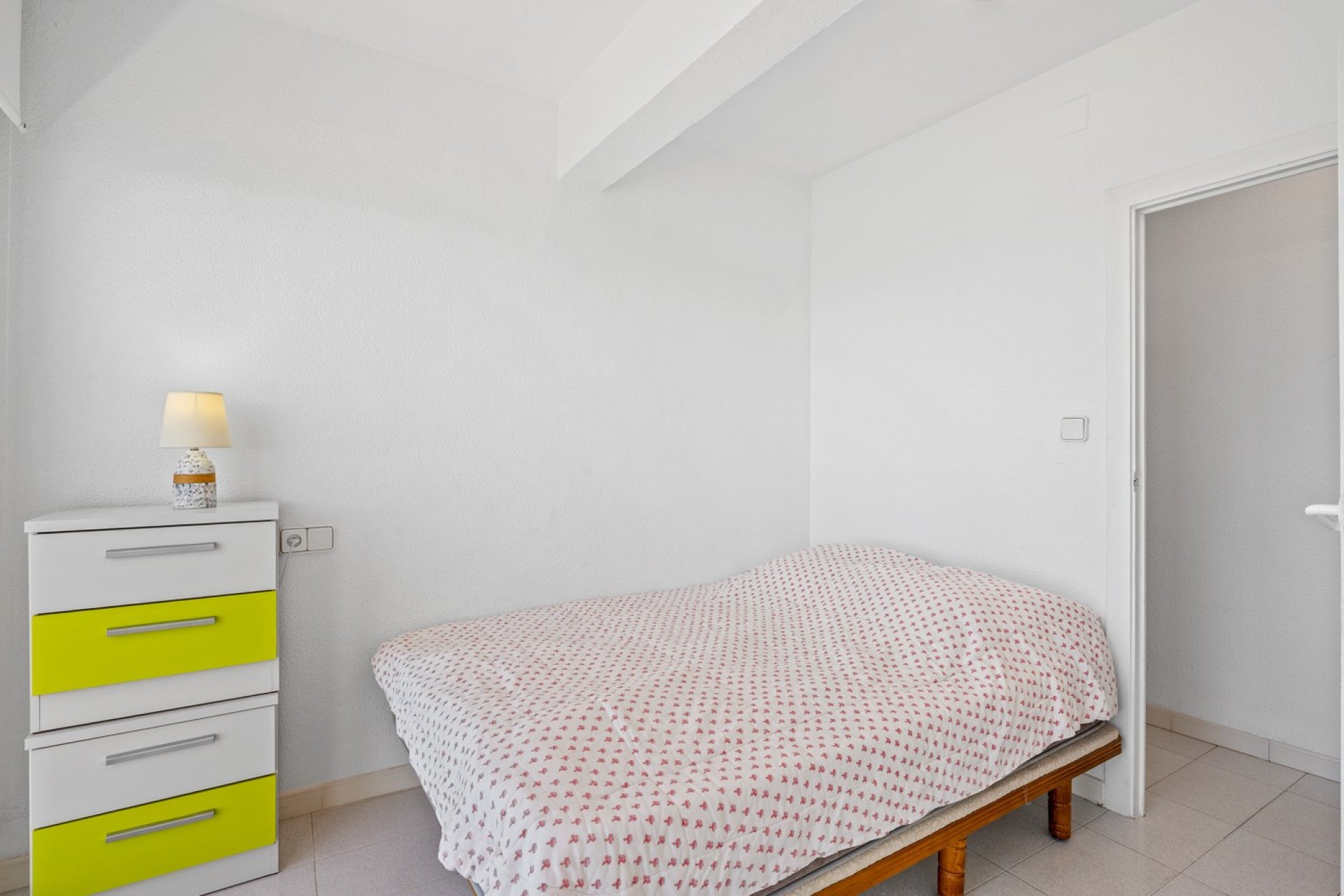 Resale - Apartment -
Santa Pola