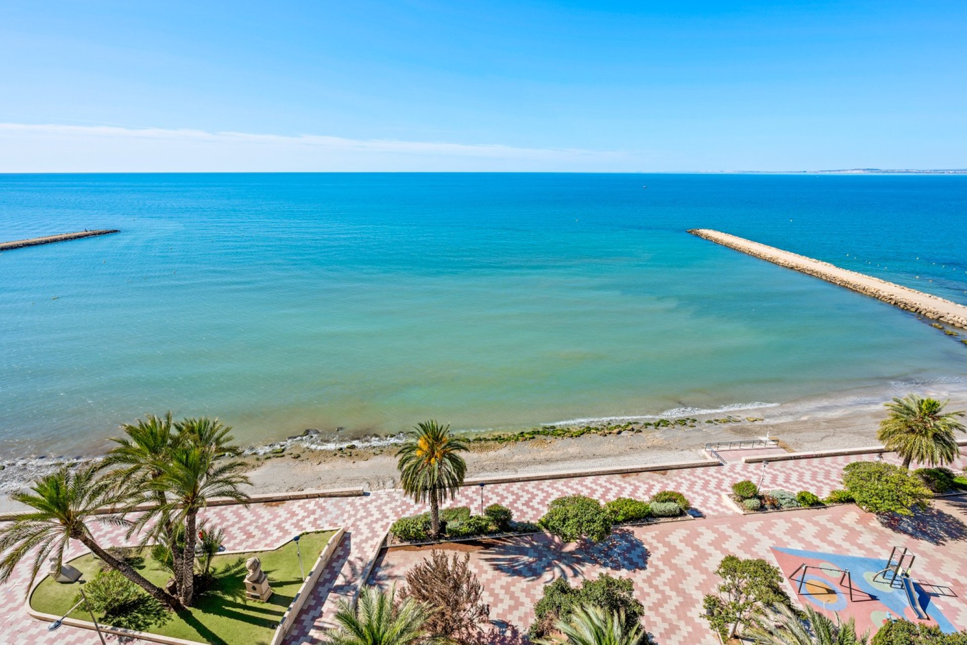 Resale - Apartment -
Santa Pola