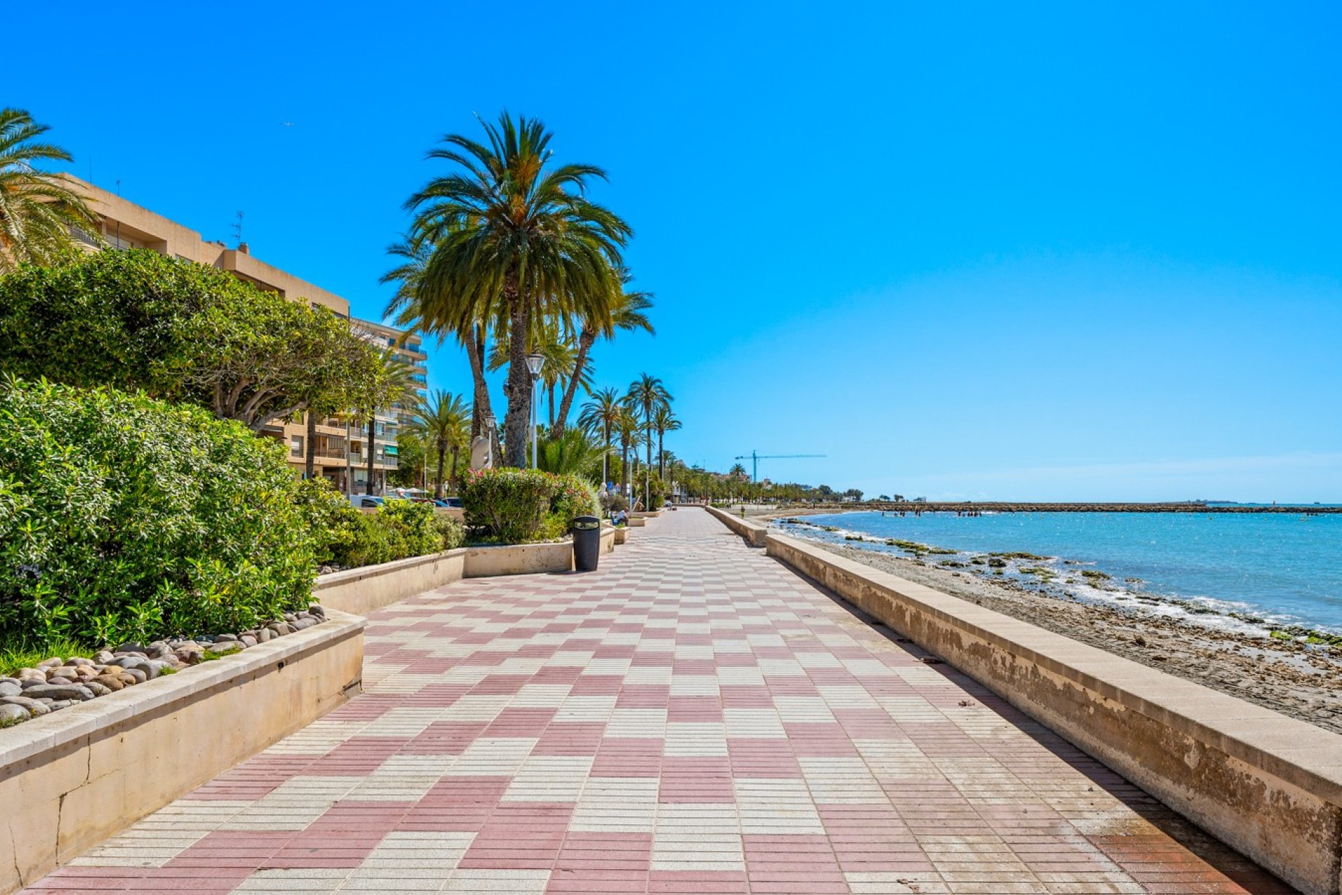 Resale - Apartment -
Santa Pola