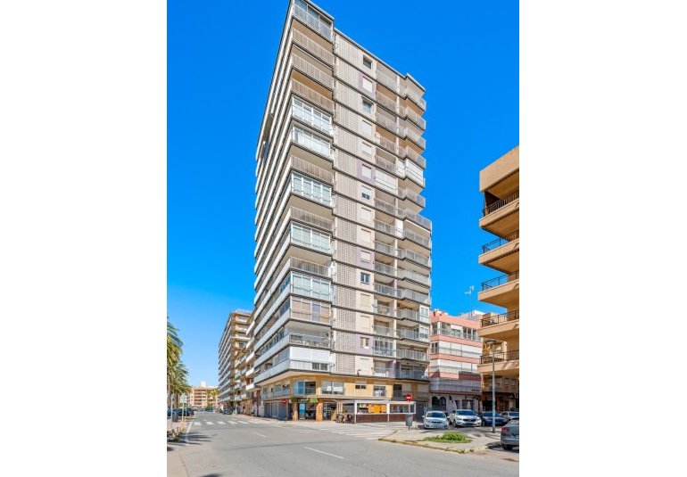 Resale - Apartment -
Santa Pola