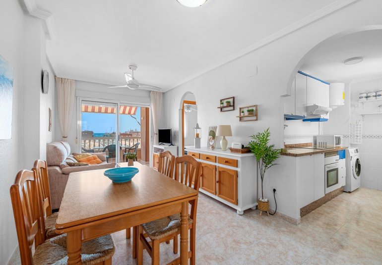 Resale - Apartment -
Santa Pola