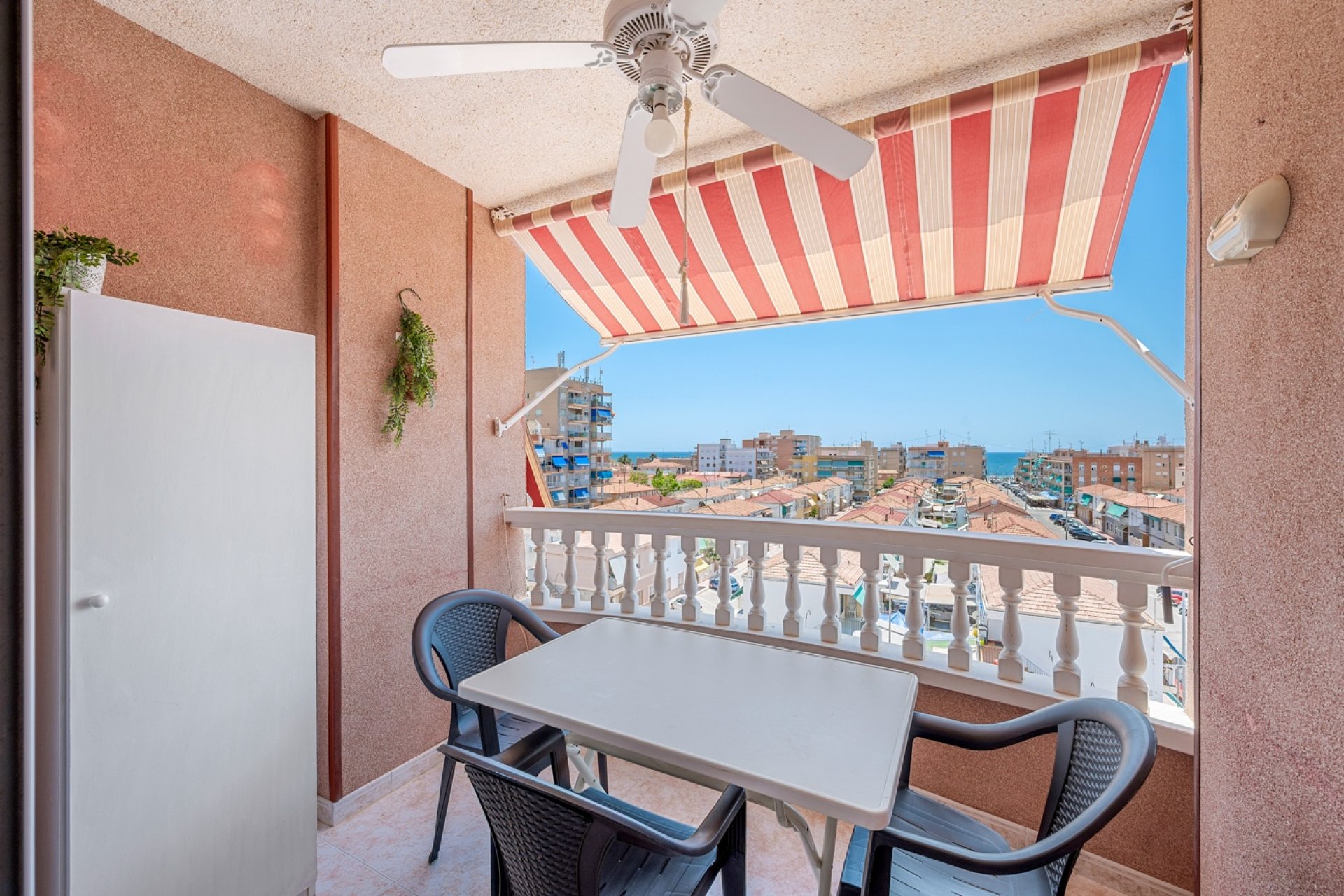 Resale - Apartment -
Santa Pola