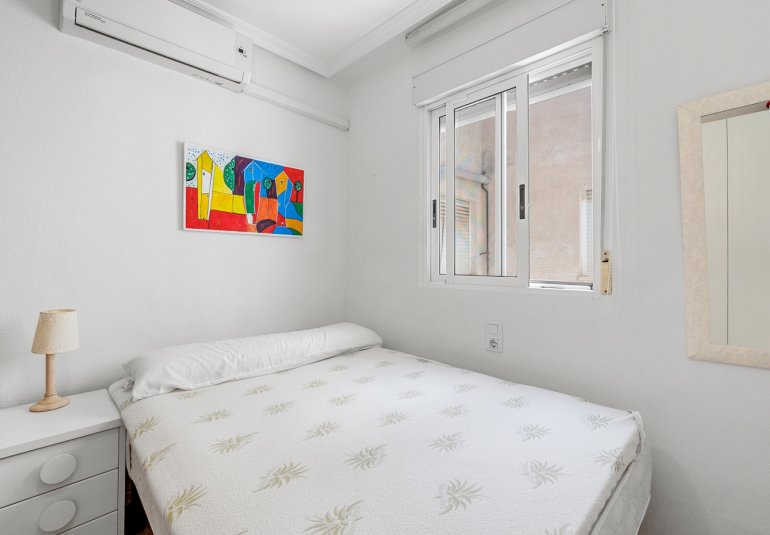 Resale - Apartment -
Santa Pola