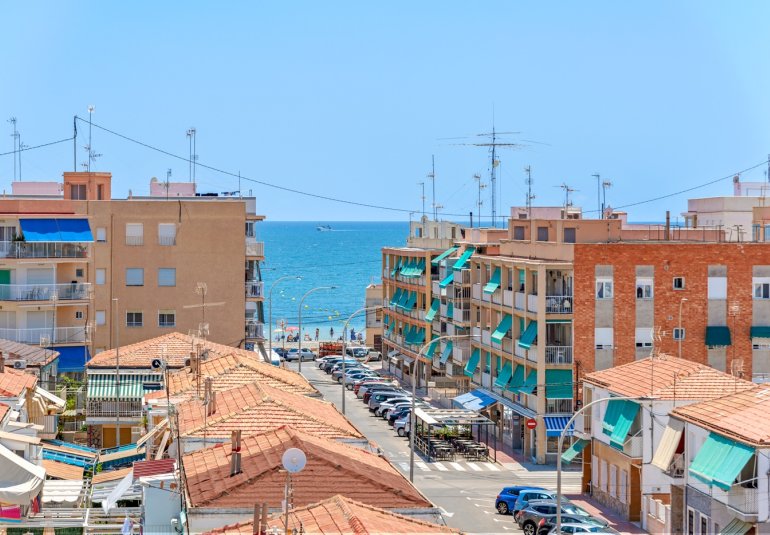 Resale - Apartment -
Santa Pola