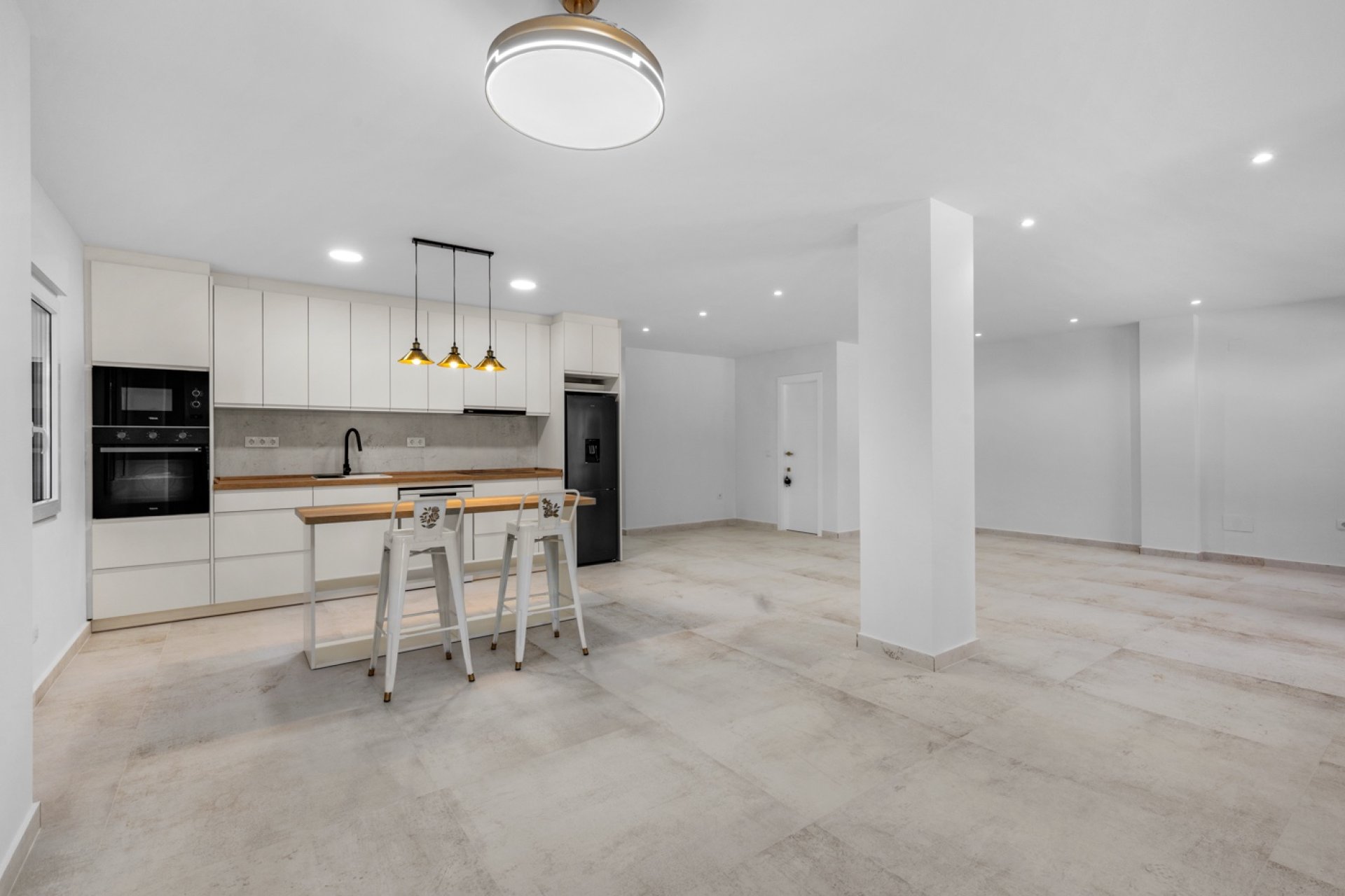 Resale - Apartment -
Torrevieja - Playa del Acequión