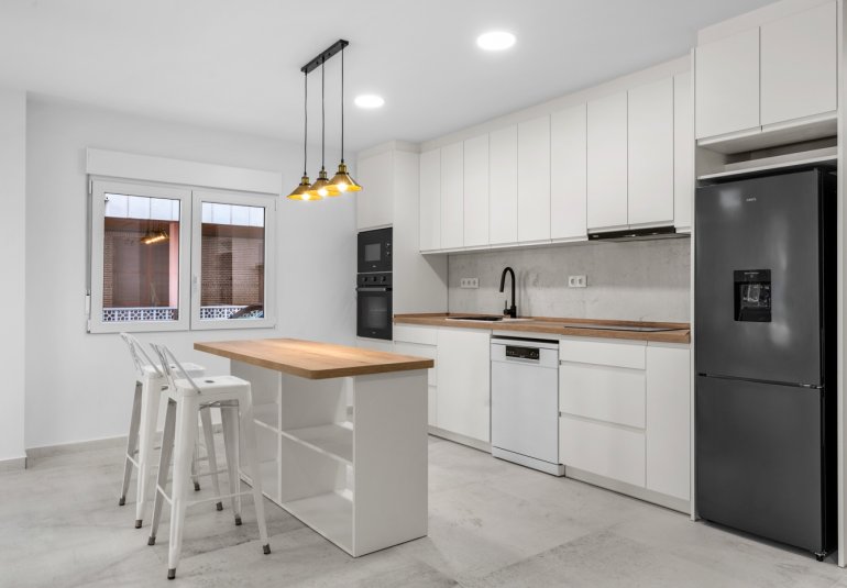 Resale - Apartment -
Torrevieja - Playa del Acequión