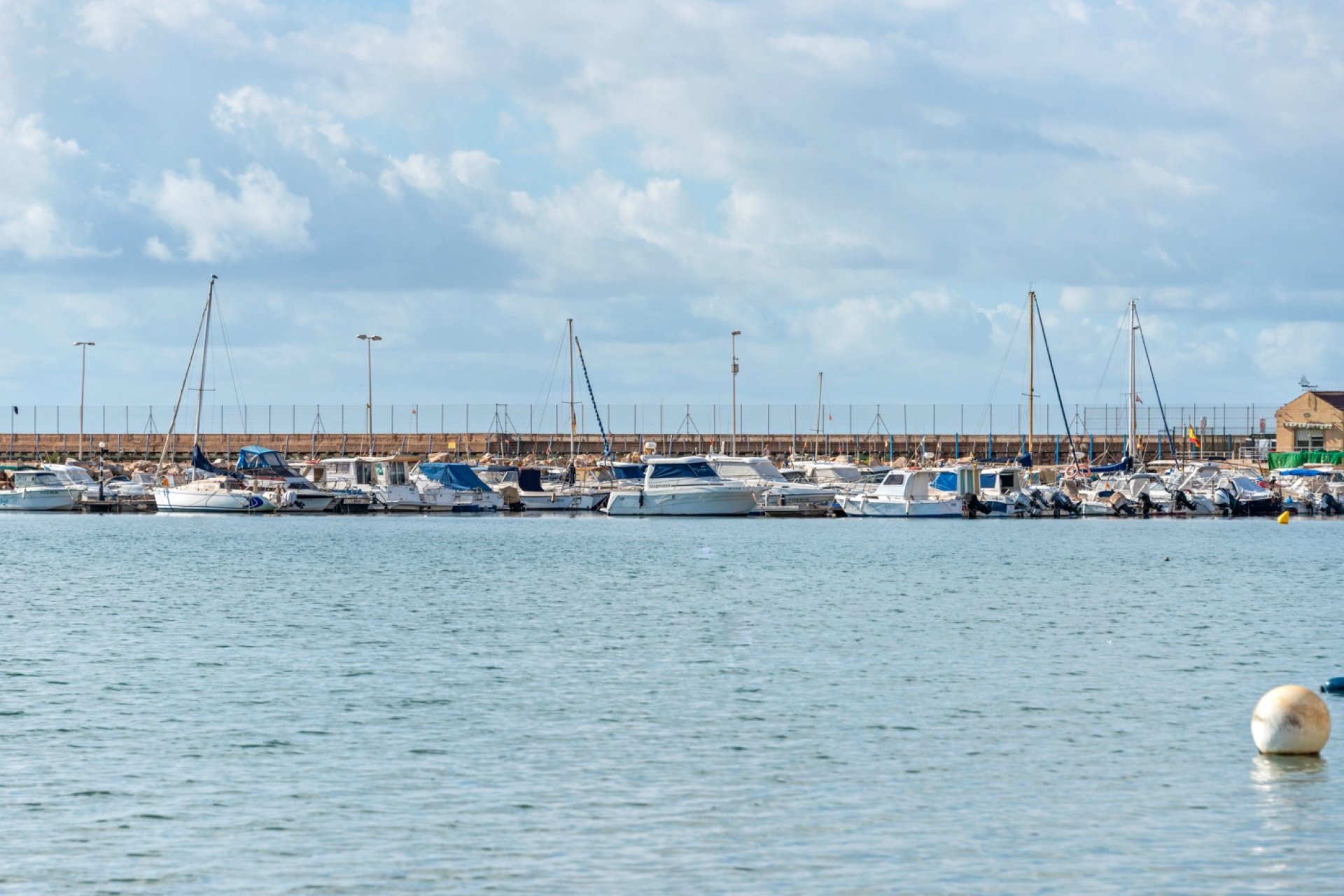 Resale - Apartment -
Torrevieja - Playa del Acequión