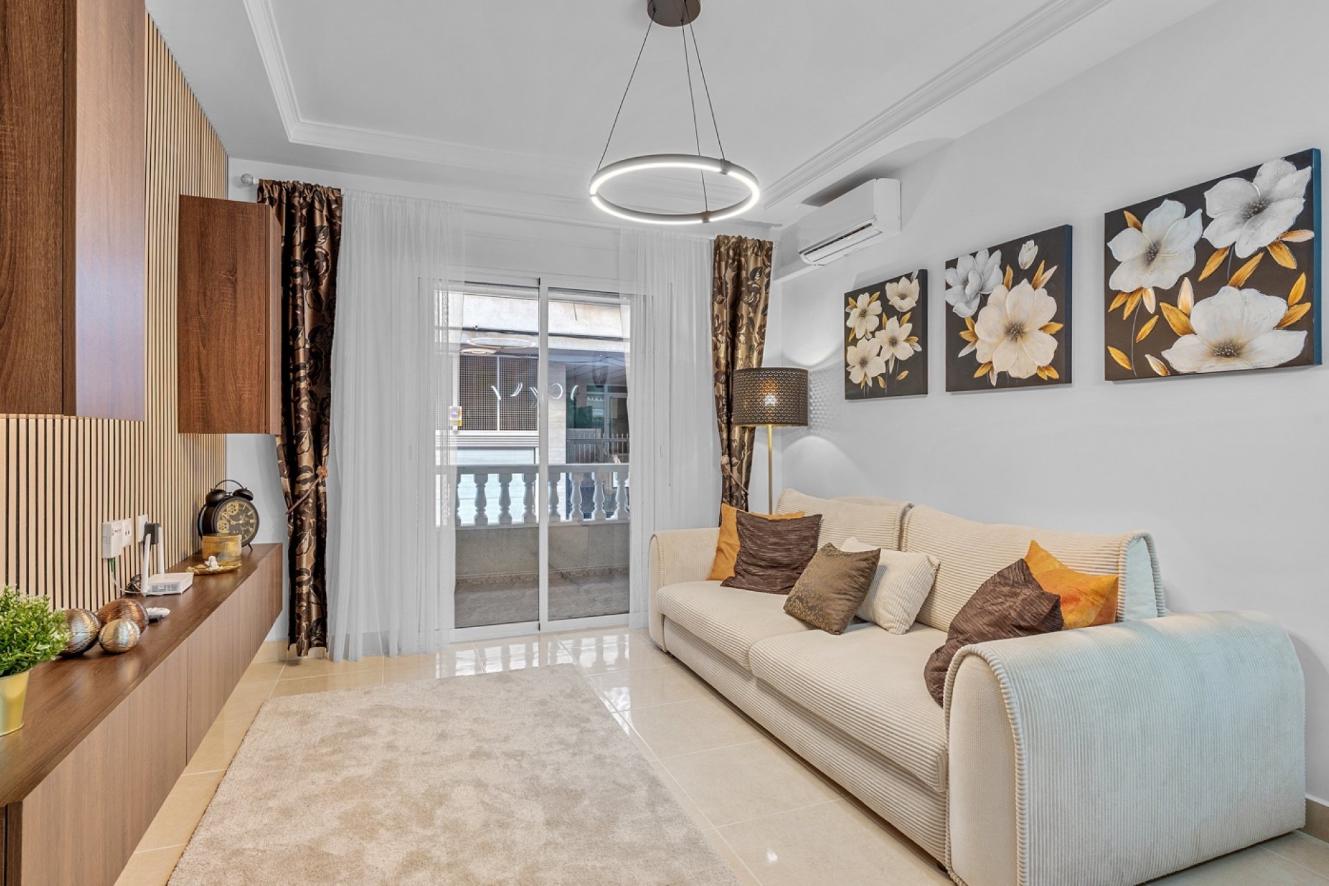 Resale - Apartment -
Torrevieja - Playa del Cura