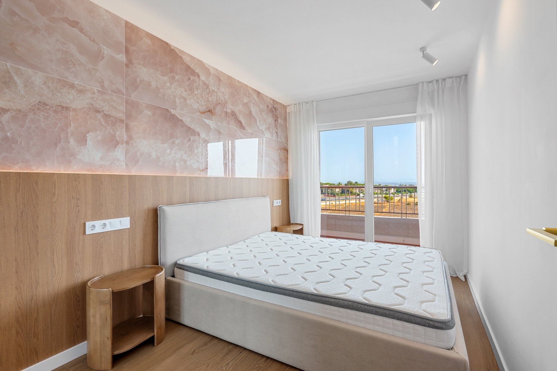 Resale - Apartment -
Torrevieja - Punta Prima