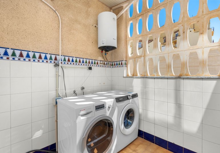 Resale - Bungalow -
LOS URRUTIAS - ESTRELLA DE MAR