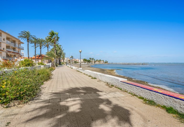 Resale - Bungalow -
LOS URRUTIAS - ESTRELLA DE MAR