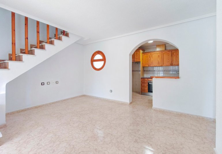 Resale - Bungalow -
Orihuela Costa - Los Altos