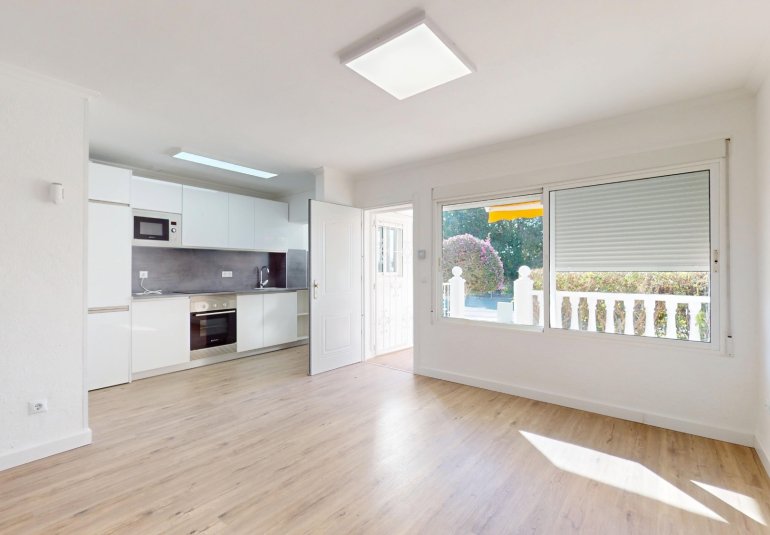 Resale - Bungalow -
Orihuela Costa - Villamartín