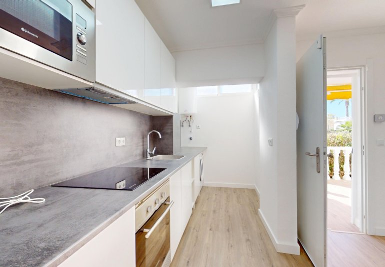 Resale - Bungalow -
Orihuela Costa - Villamartín