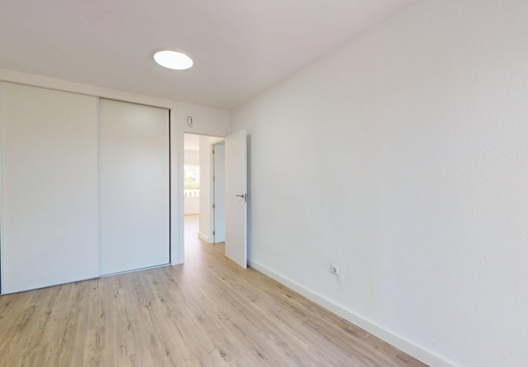 Resale - Bungalow -
Orihuela Costa - Villamartín