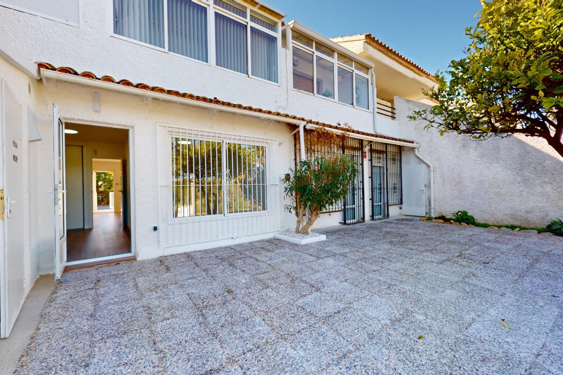 Resale - Bungalow -
Orihuela Costa - Villamartín