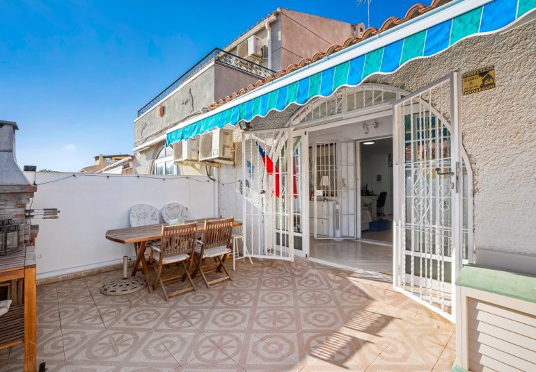 Resale - Bungalow -
Torrevieja - La Siesta