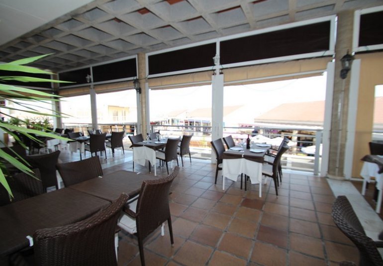 Resale - Commercial -
Playa Flamenca