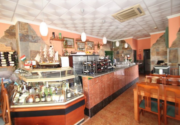 Resale - Commercial -
Playa Flamenca
