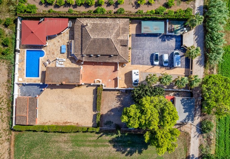Resale - Country estate -
Almoradí - Las Heredades