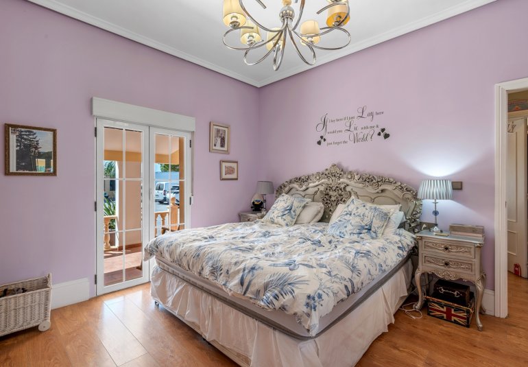 Resale - Country estate -
Almoradí - Las Heredades