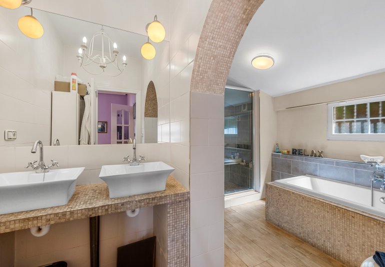 Resale - Country estate -
Almoradí - Las Heredades