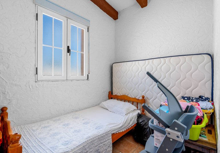 Resale - Country estate -
Almoradí - Las Heredades