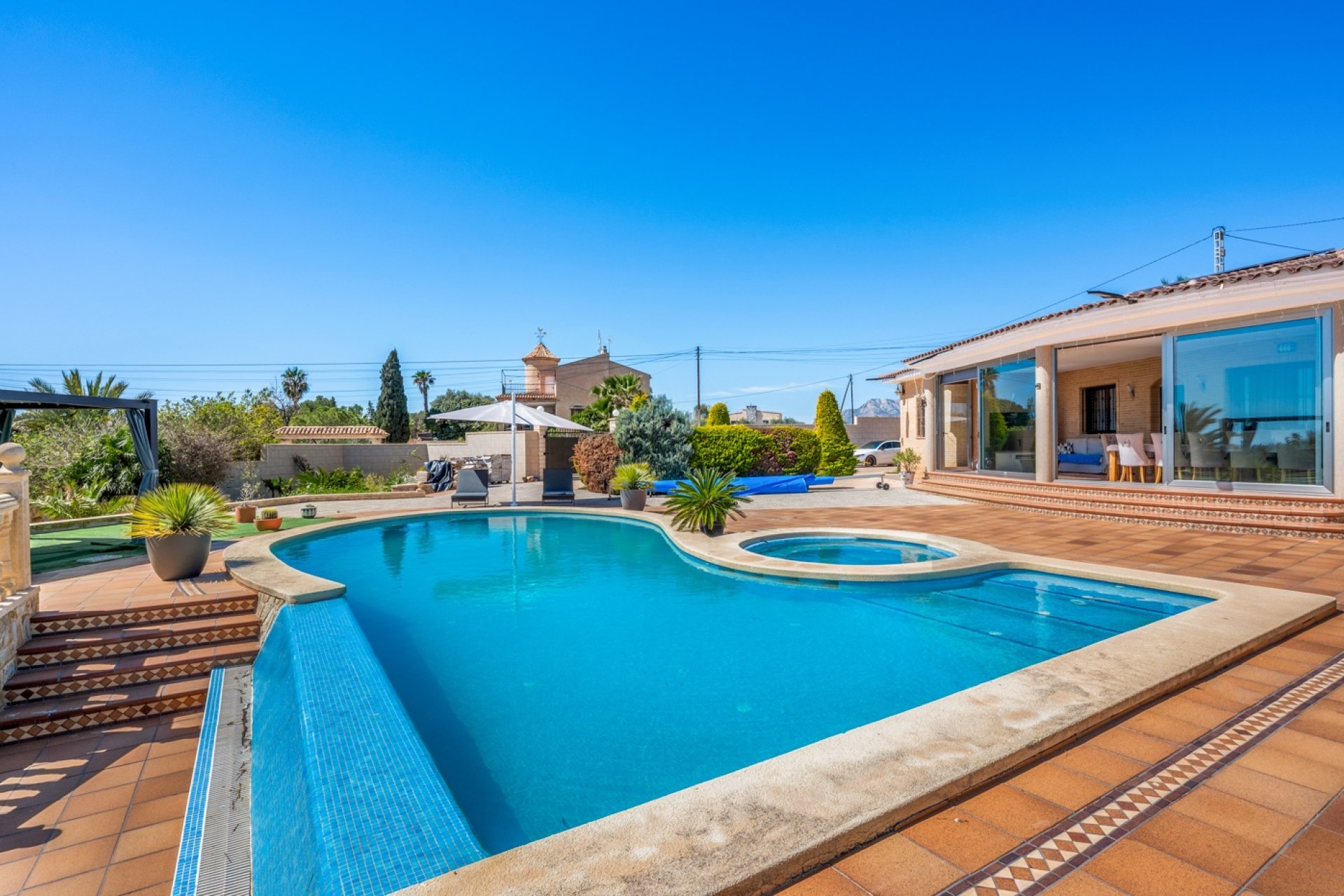 Resale - Country estate -
Crevillente