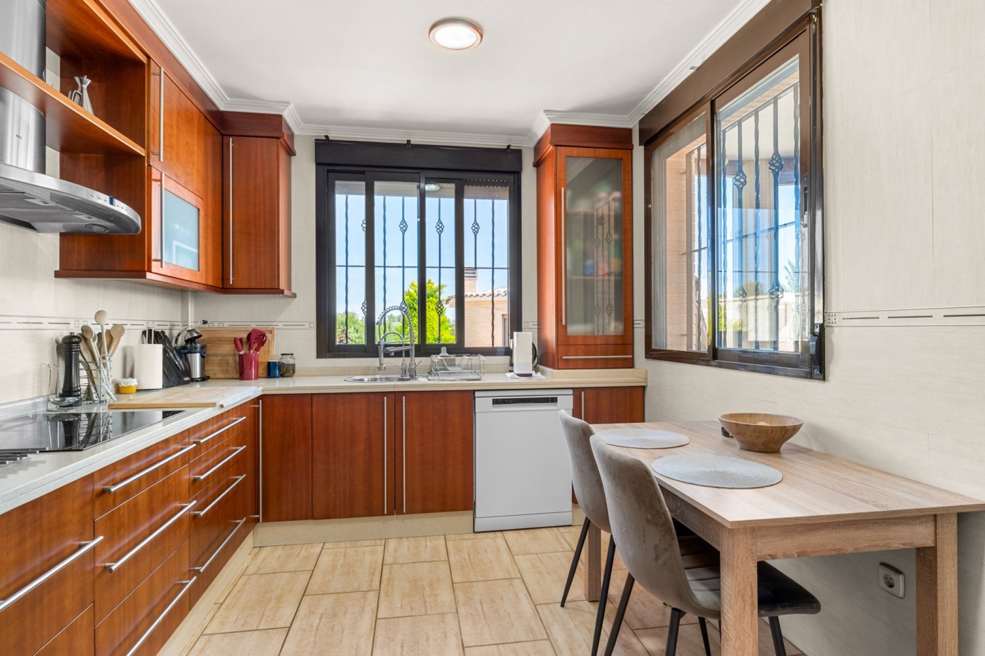 Resale - Country estate -
Crevillente