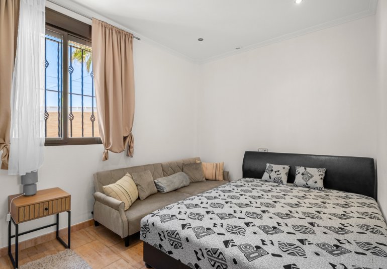 Resale - Country estate -
Crevillente