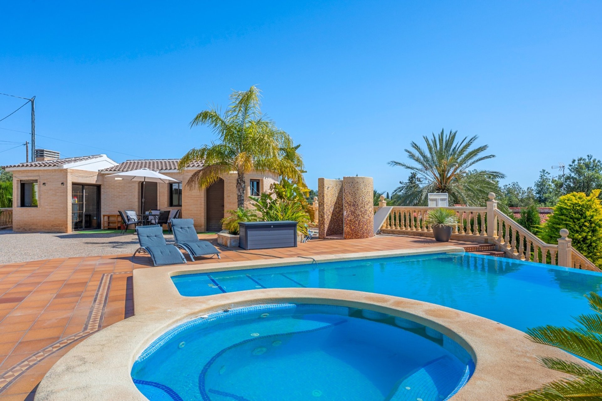 Resale - Country estate -
Crevillente