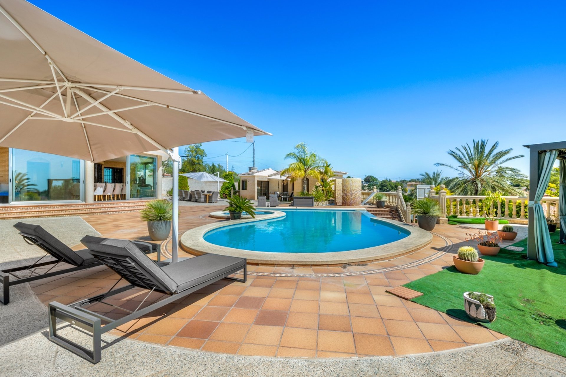 Resale - Country estate -
Crevillente