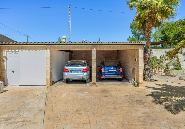 Resale - Country estate -
Crevillente