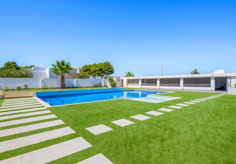 Resale - Country estate -
Los Montesinos - La herrada