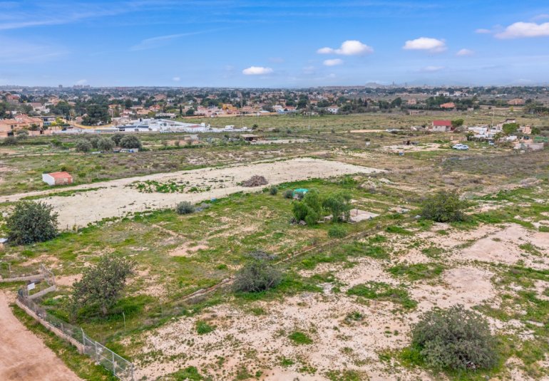 Resale - Plot -
Mutxamel