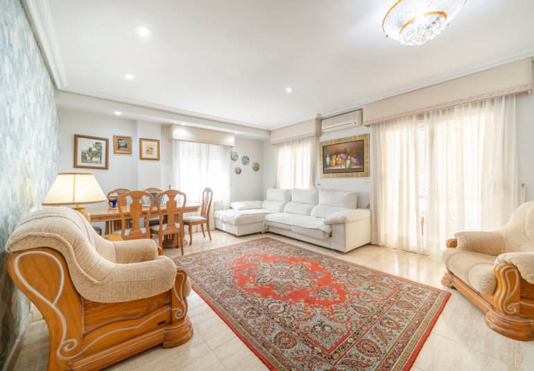 Resale - Townhouse -
Guardamar del Segura - El moncayo