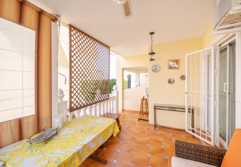 Resale - Townhouse -
Guardamar del Segura - El moncayo