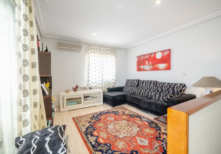 Resale - Townhouse -
Guardamar del Segura - El moncayo