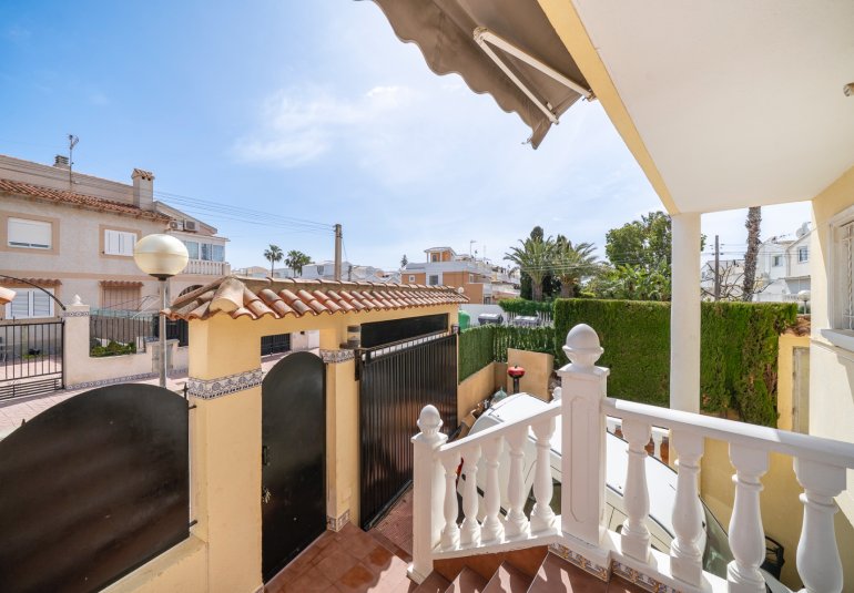 Resale - Townhouse -
Guardamar del Segura - El moncayo