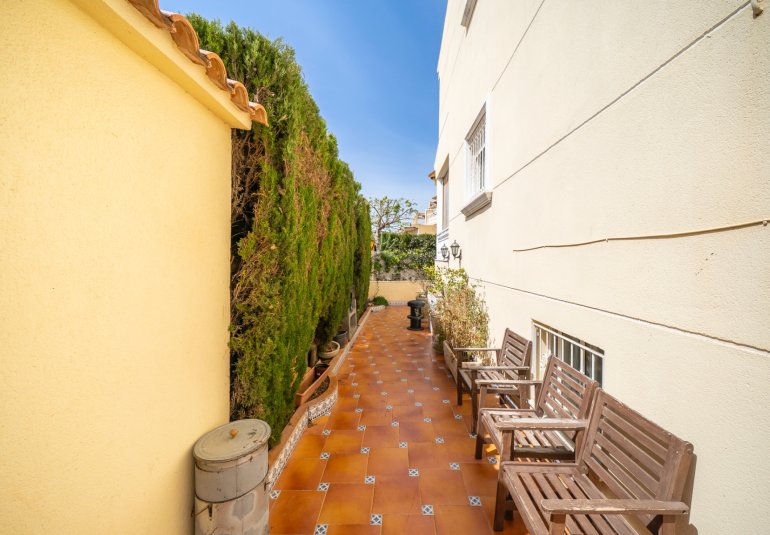 Resale - Townhouse -
Guardamar del Segura - El moncayo