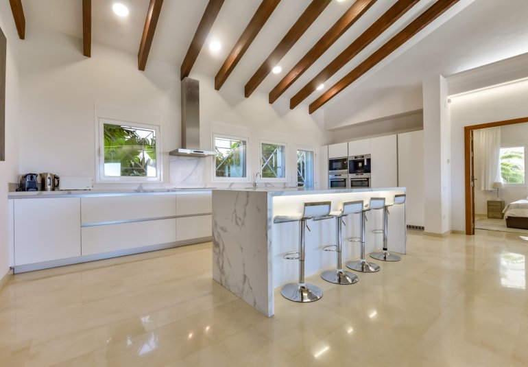 Resale - Villa -
Altea - Sierra de Altea