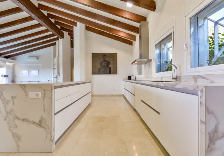 Resale - Villa -
Altea - Sierra de Altea