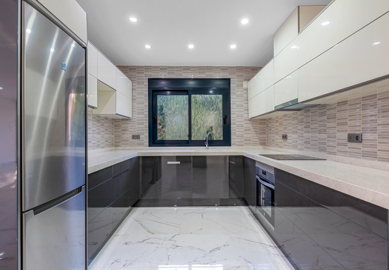 Resale - Villa -
Campoamor